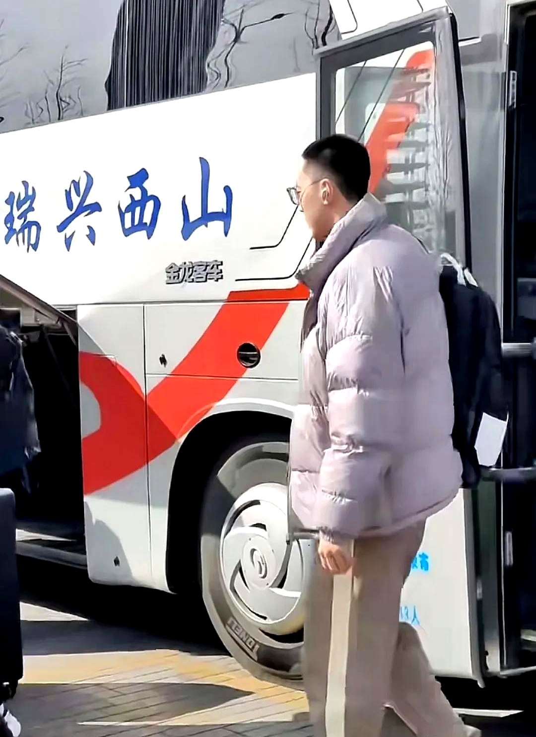 爱体育官网-雄火队主力缺阵，备战新一轮比赛任务艰巨